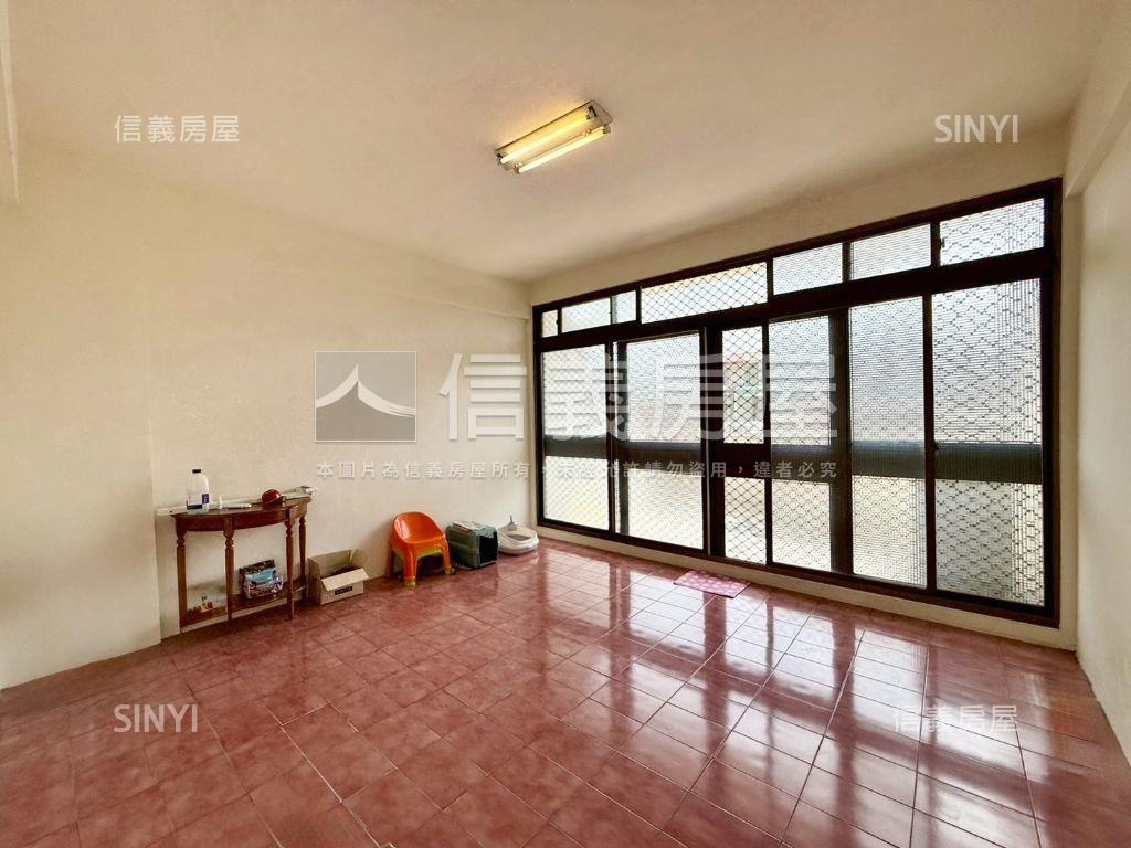 湖美獨院｜極簡白清新透天房屋室內格局與周邊環境