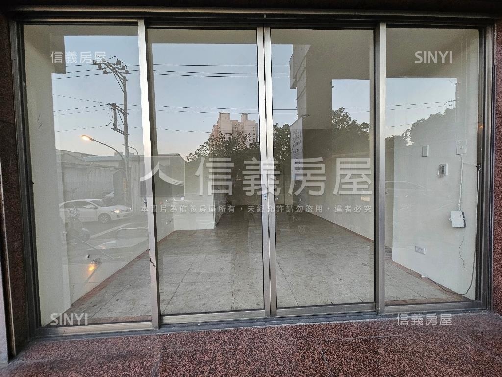 挑高精華地段好規劃金店房屋室內格局與周邊環境