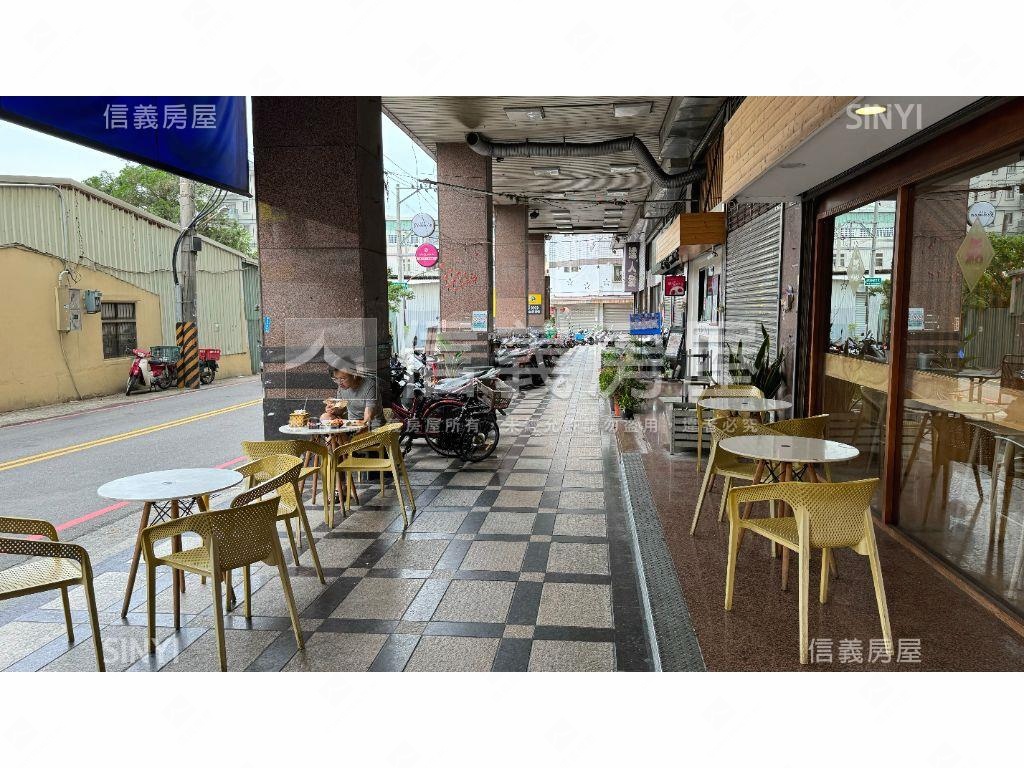 挑高精華地段好規劃金店房屋室內格局與周邊環境