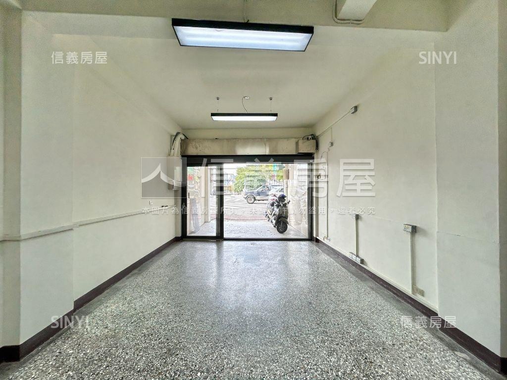 西區南區交界邊間顯眼透店房屋室內格局與周邊環境