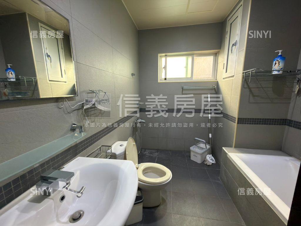 東森山莊三面採光稀有別墅房屋室內格局與周邊環境