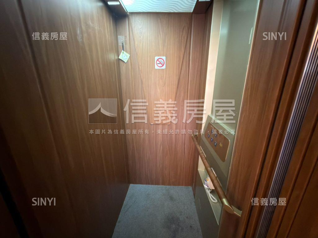 東森山莊三面採光稀有別墅房屋室內格局與周邊環境