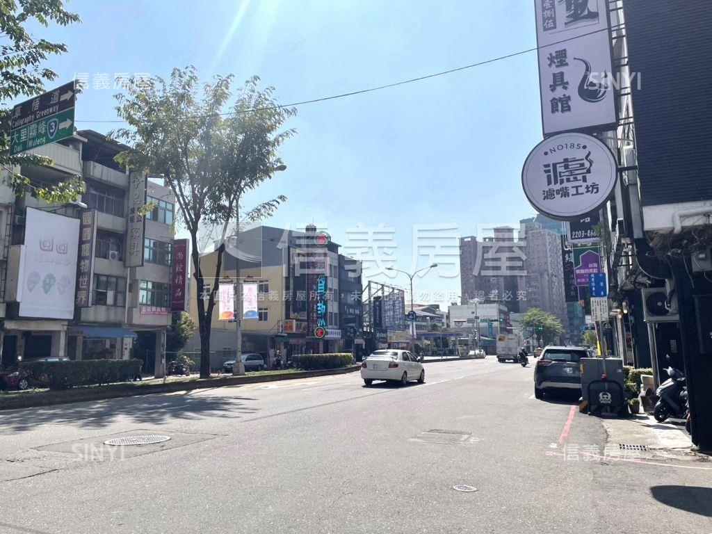 降價㊣中清路吃市店面房屋室內格局與周邊環境