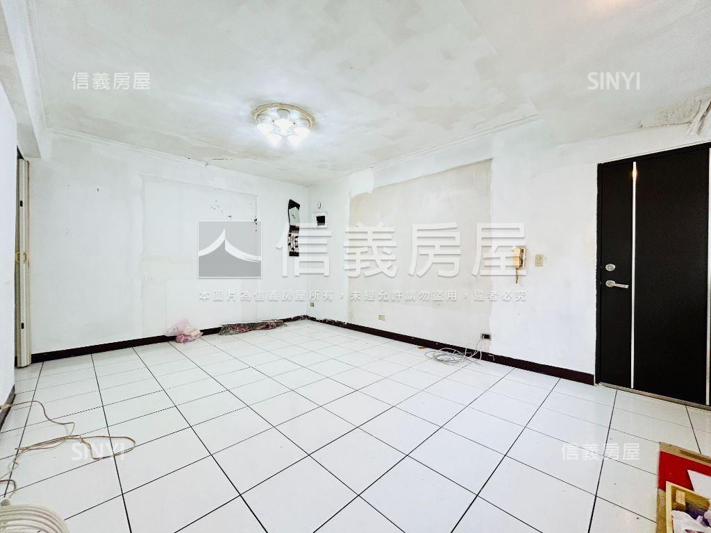 內湖稀有四房大空間房屋室內格局與周邊環境