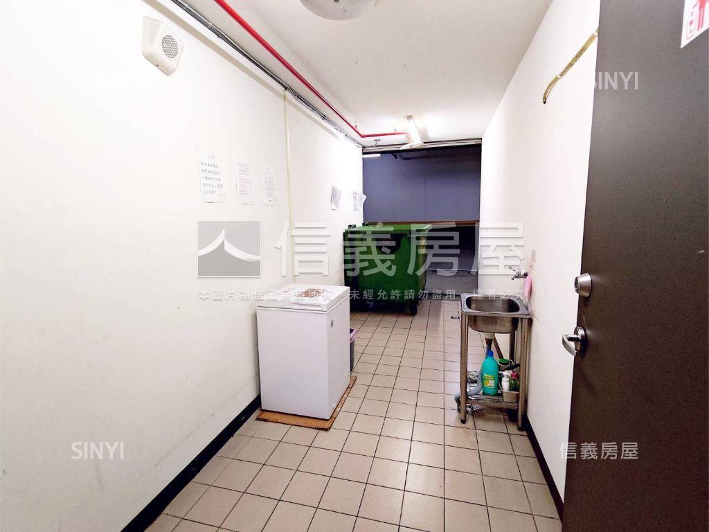 Ａ４機捷不貳高樓稀有釋出房屋室內格局與周邊環境