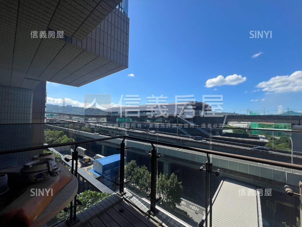 Ａ４機捷不貳高樓稀有釋出房屋室內格局與周邊環境