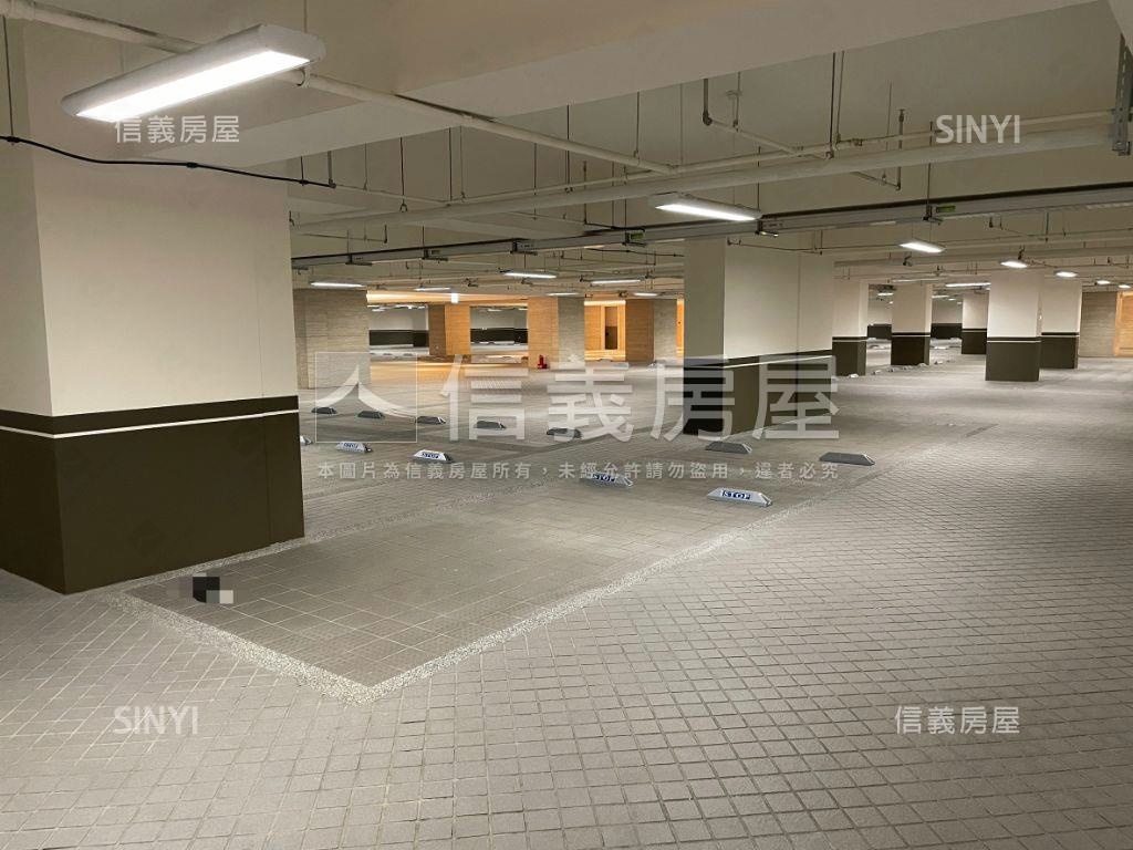 全新機捷特區寶輝三房平車房屋室內格局與周邊環境
