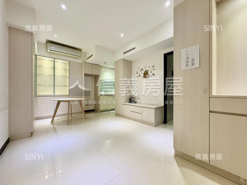 雙捷匯核心｜唯美兩房釋出房屋室內格局與周邊環境