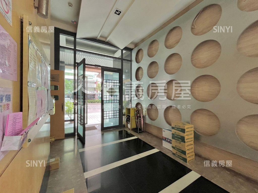 文心捷運泰鉅一品三房房屋室內格局與周邊環境