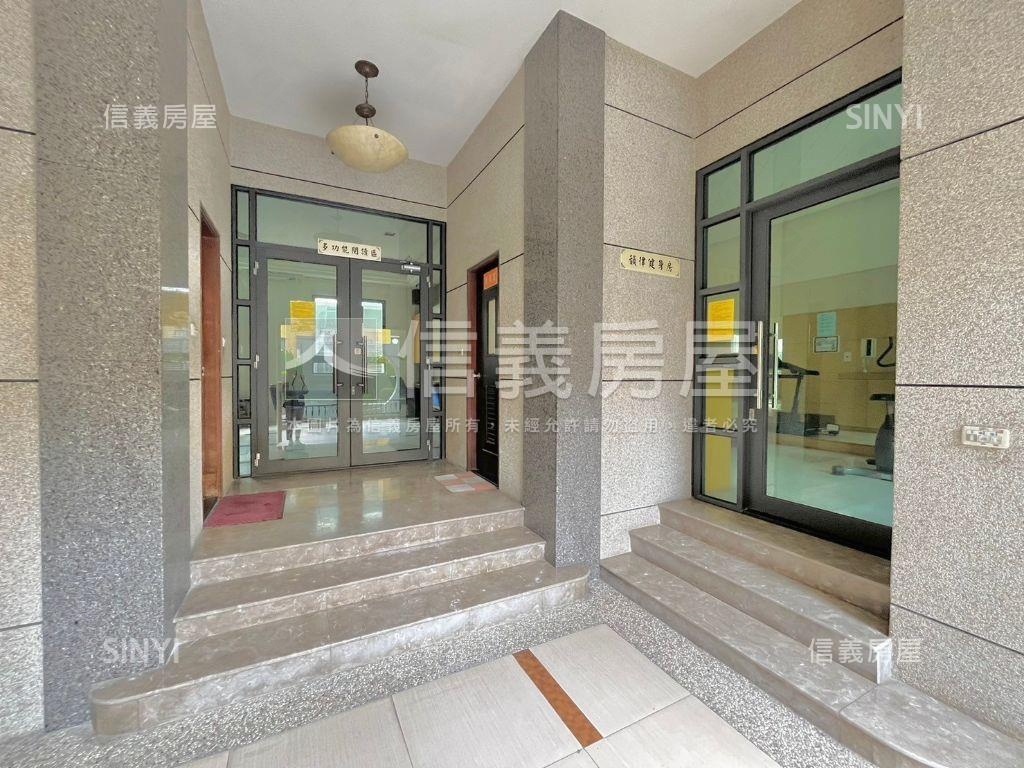 文心捷運泰鉅一品三房房屋室內格局與周邊環境