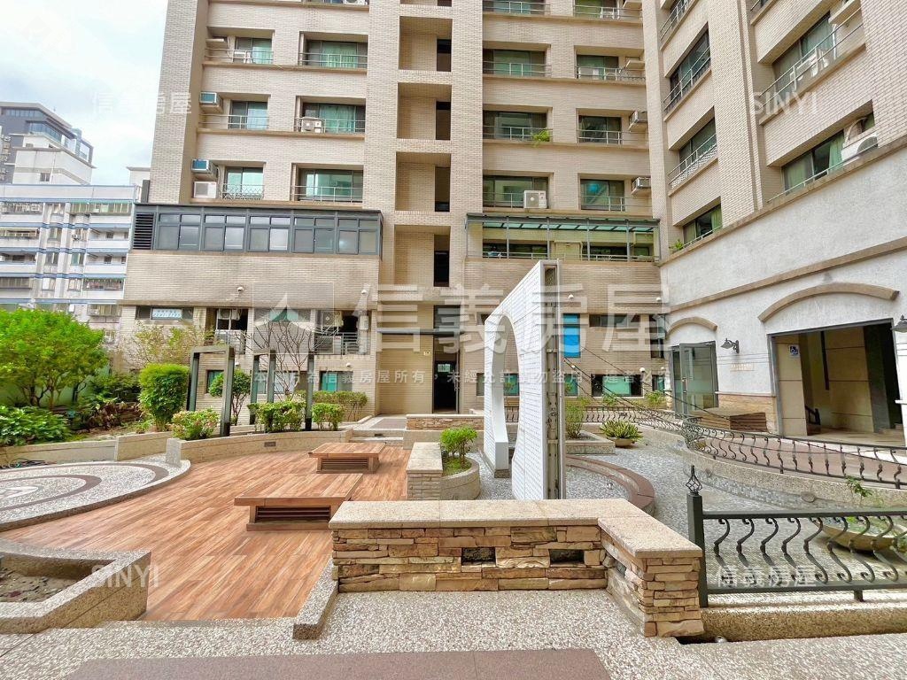 文心捷運泰鉅一品三房房屋室內格局與周邊環境