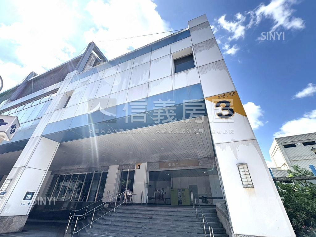 東湖捷運書香收租黃金屋房屋室內格局與周邊環境