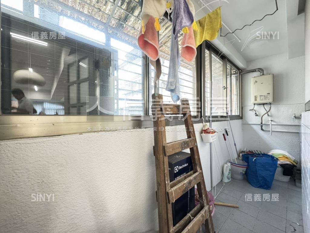 信義安和稀有國泰名廈房屋室內格局與周邊環境