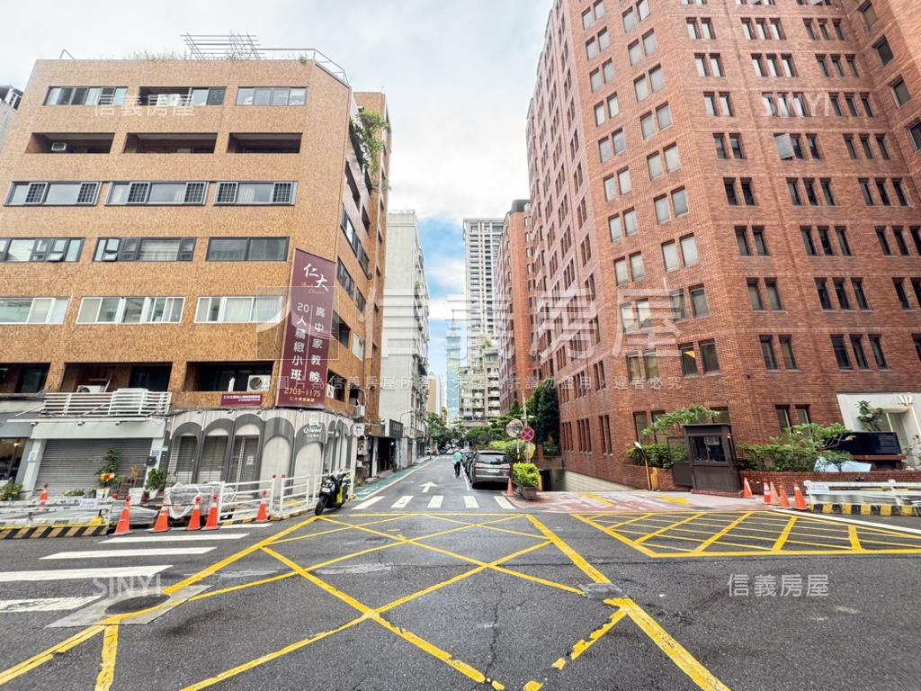 信義安和稀有國泰名廈房屋室內格局與周邊環境