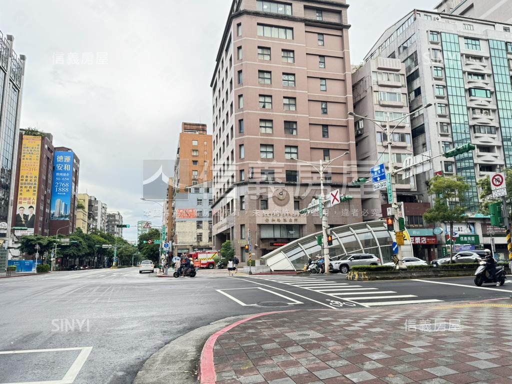 信義安和稀有國泰名廈房屋室內格局與周邊環境