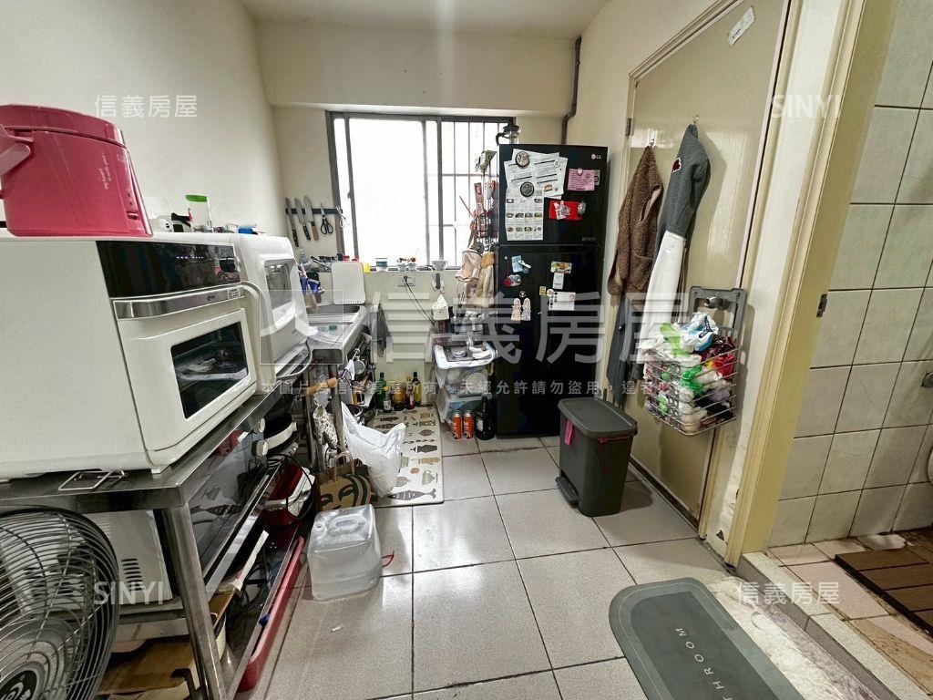 板橋透天。大業千秋房屋室內格局與周邊環境