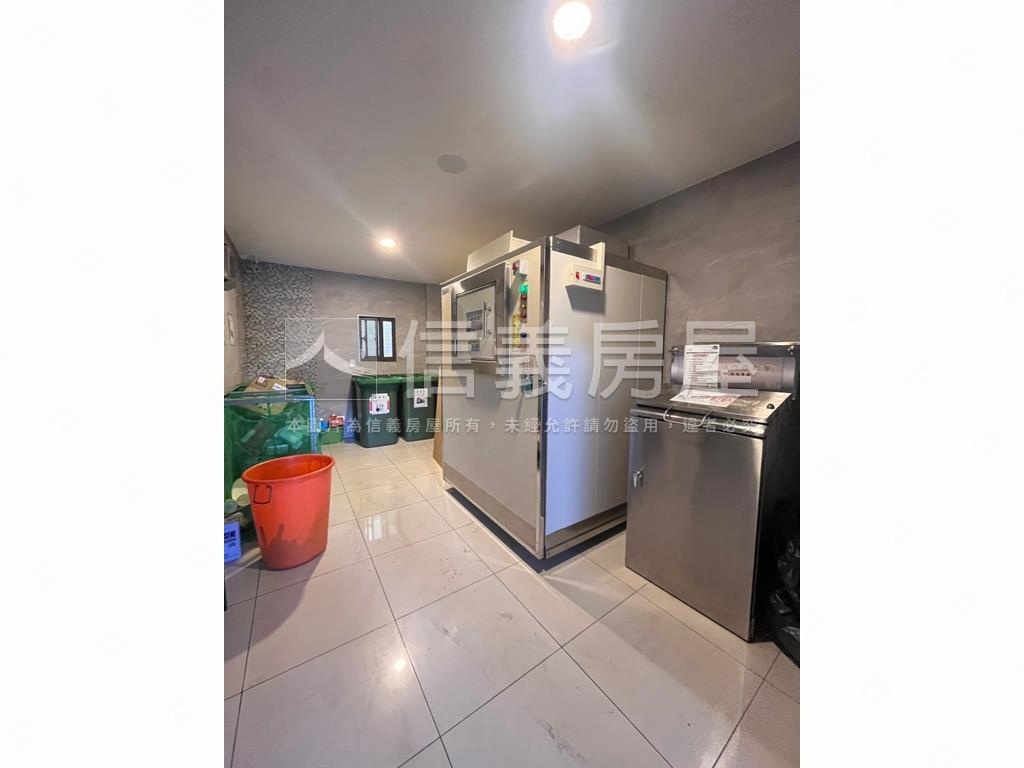 小春日和辦公室房屋室內格局與周邊環境