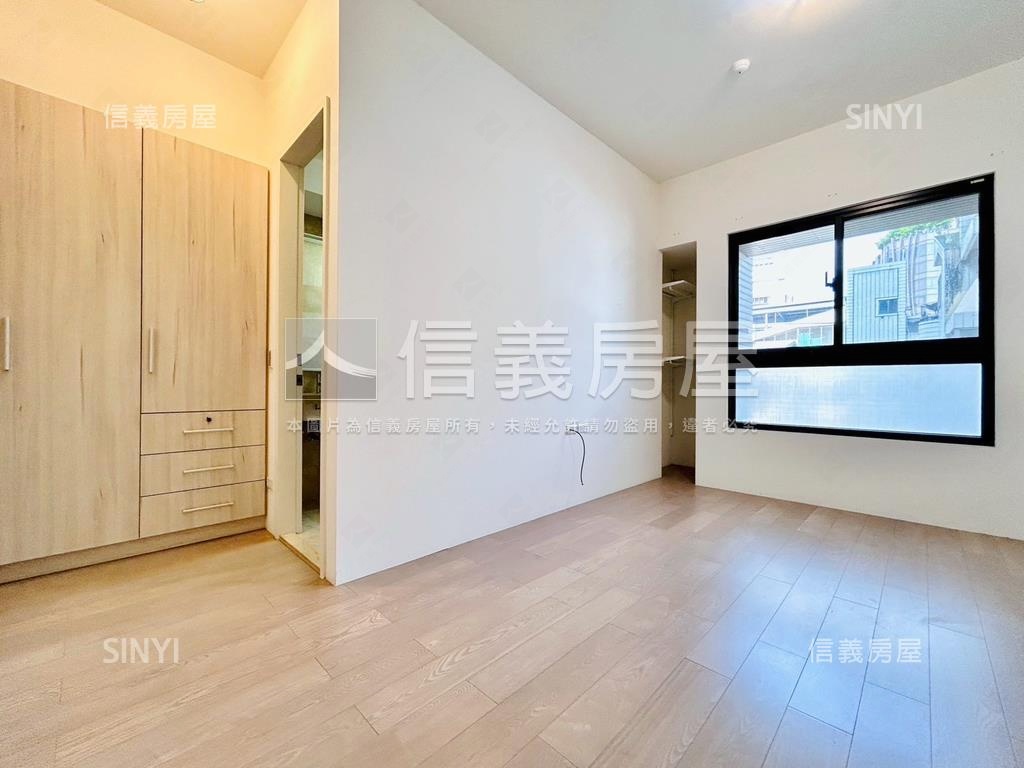 曉明女中捷運宅人文天璽房屋室內格局與周邊環境