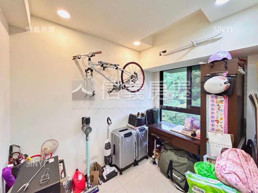 專任·微美嵐精美採光三房房屋室內格局與周邊環境