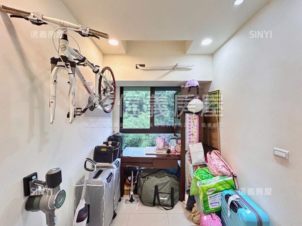 專任·微美嵐精美採光三房房屋室內格局與周邊環境