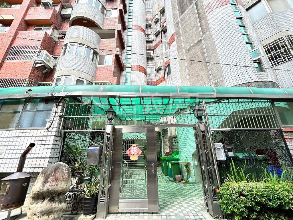 審計新村草悟３房平面車位房屋室內格局與周邊環境