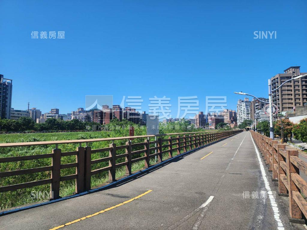 豐澤．ＭＲＴ雙陽台兩房房屋室內格局與周邊環境