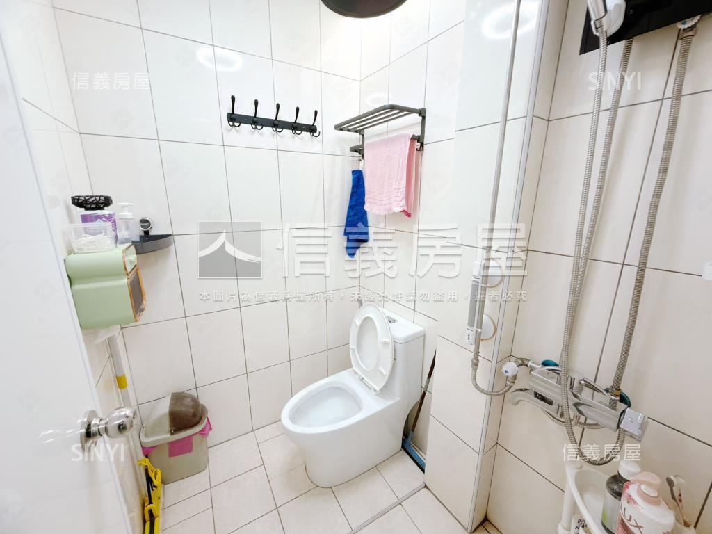 海山學區方便停車一樓房屋室內格局與周邊環境