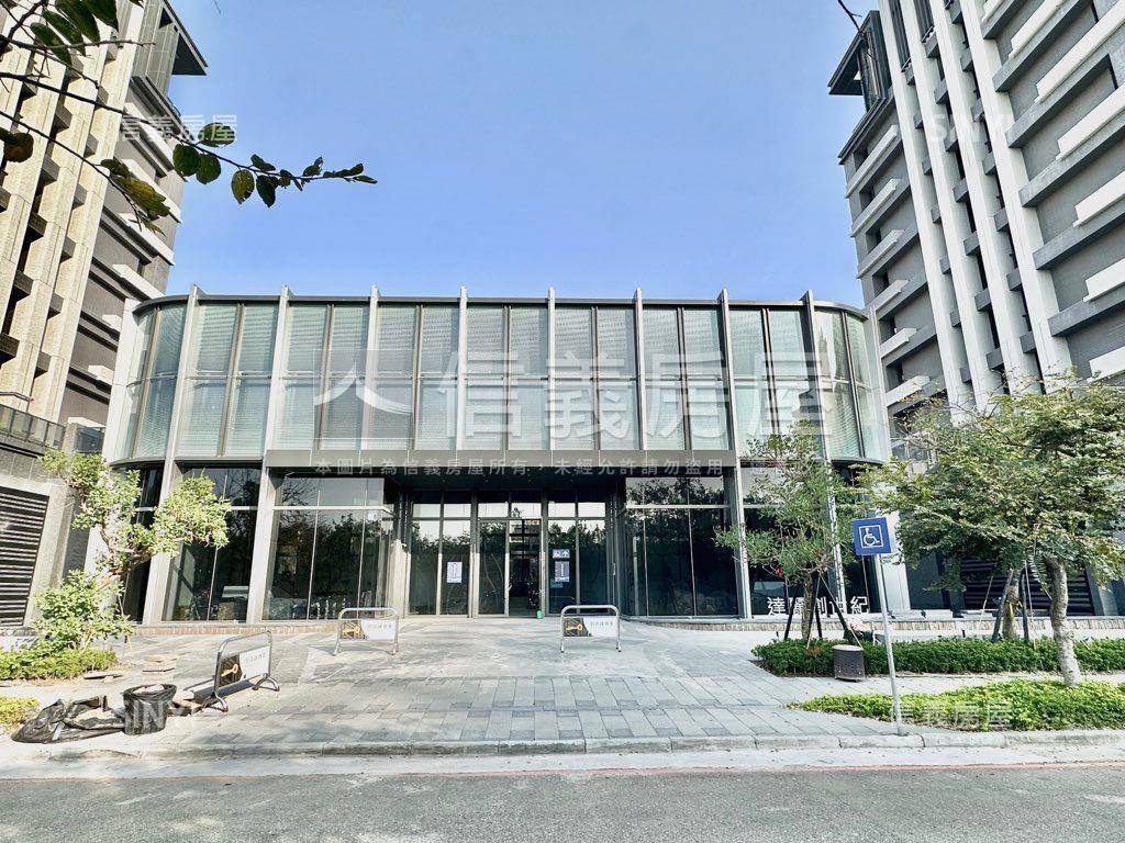 近水湳中央公園旁全新店面房屋室內格局與周邊環境