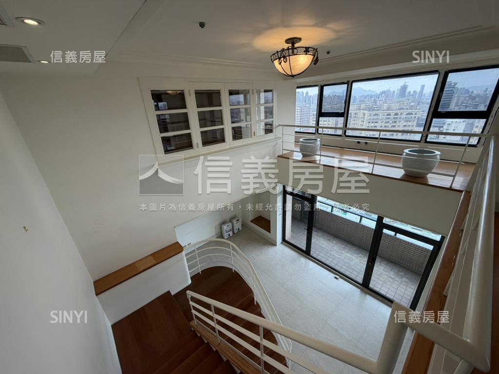 潤泰新大陸樓中樓房屋室內格局與周邊環境