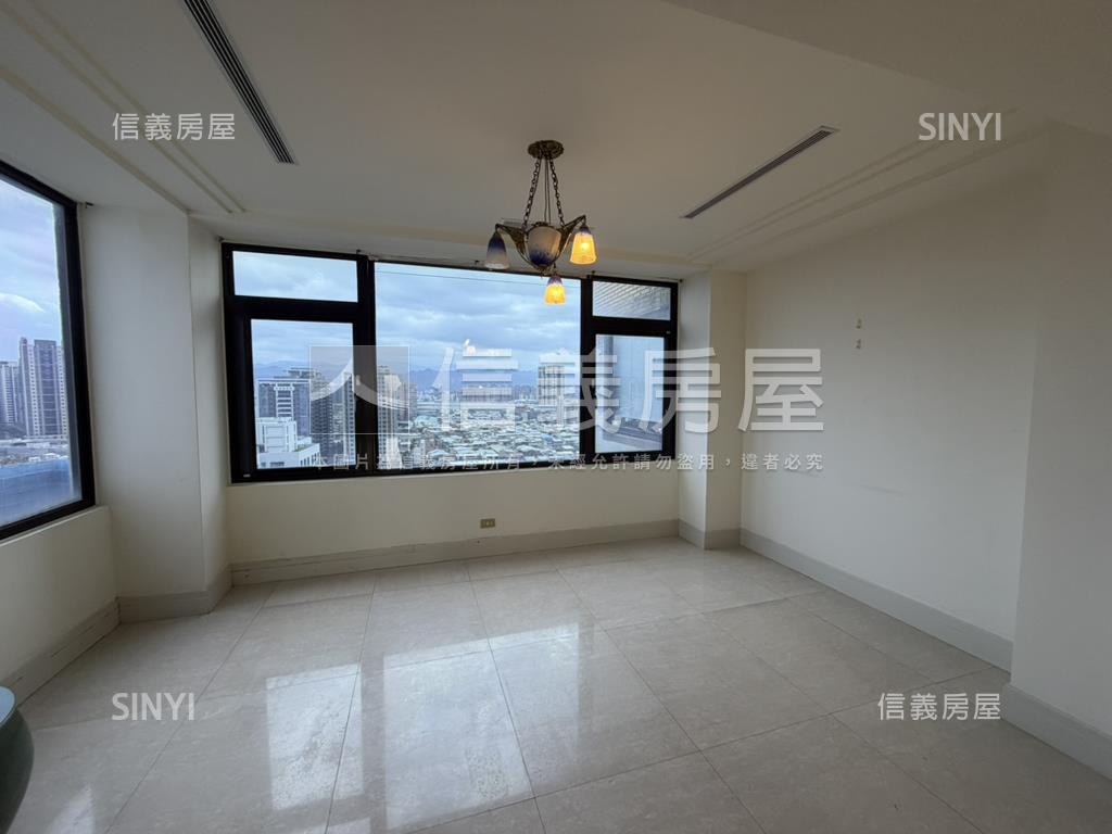 潤泰新大陸樓中樓房屋室內格局與周邊環境