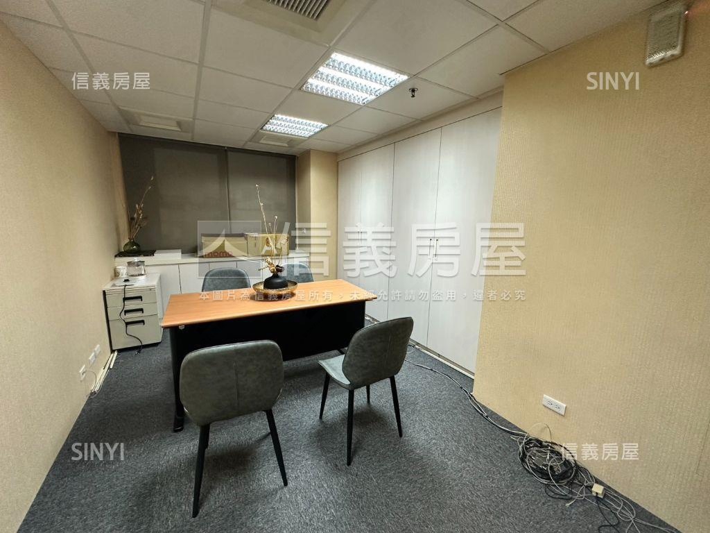 六德經貿二戶打通辦公房屋室內格局與周邊環境