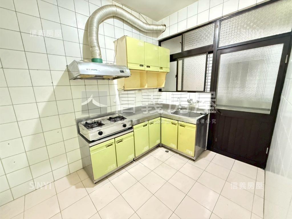 近北市方正三樓美寓房屋室內格局與周邊環境