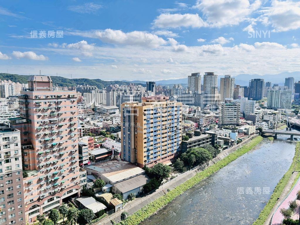 昭揚縱橫中高樓景觀美邸房屋室內格局與周邊環境