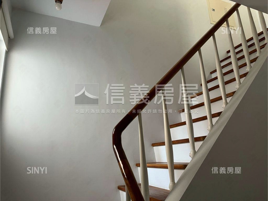 白境挑高・光灑綠庭靜謐宅房屋室內格局與周邊環境