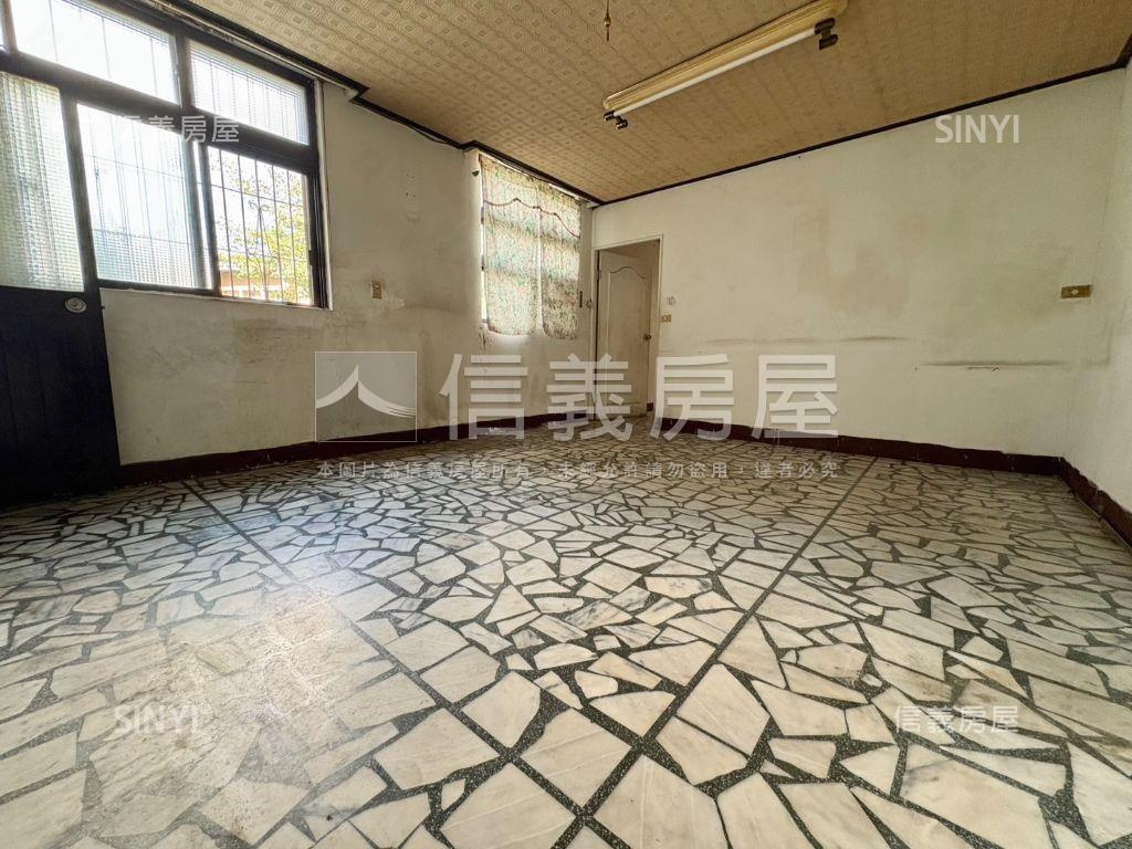 自強邊間潛力透天房屋室內格局與周邊環境