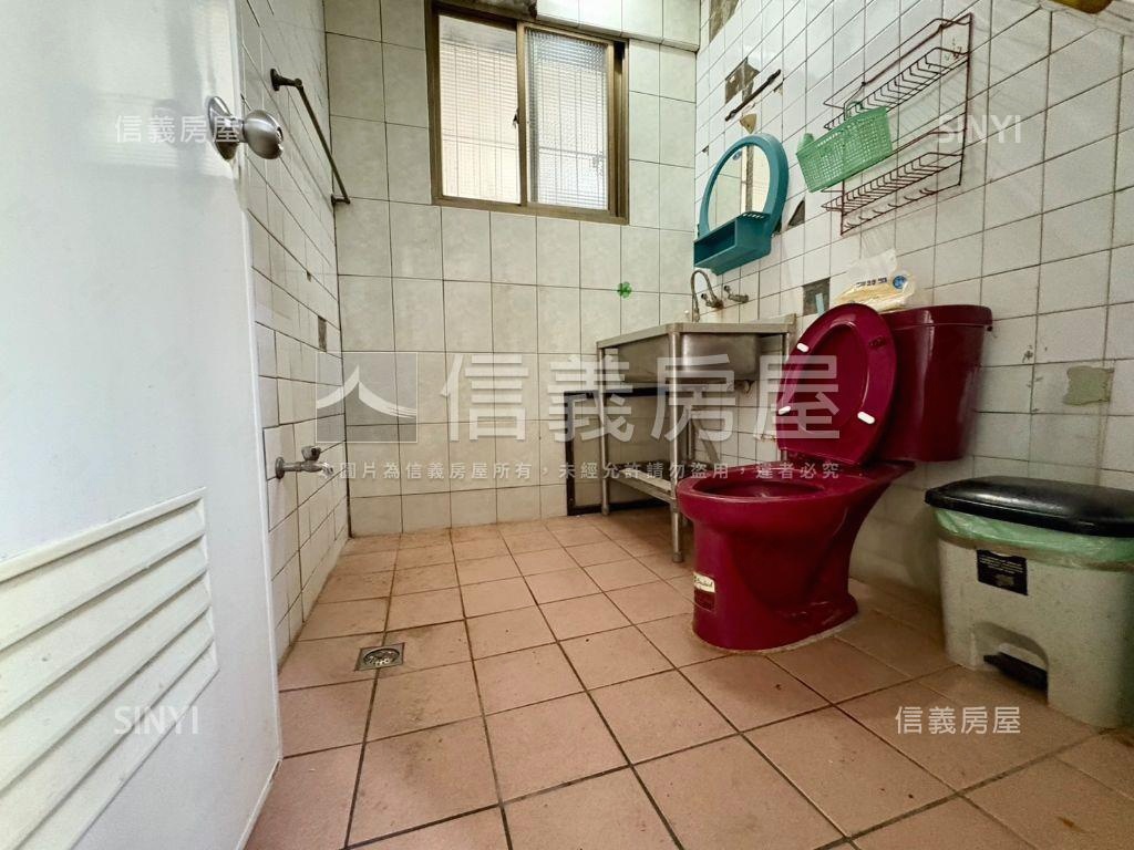 自強邊間潛力透天房屋室內格局與周邊環境