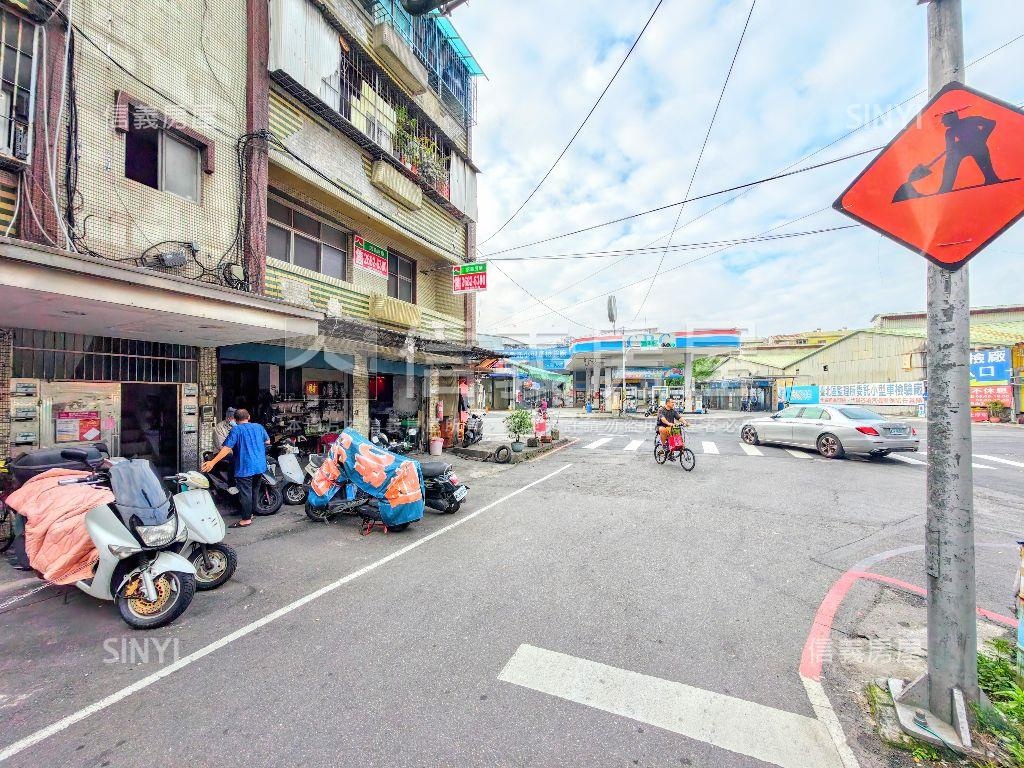 中華路三面採光低樓層美寓房屋室內格局與周邊環境