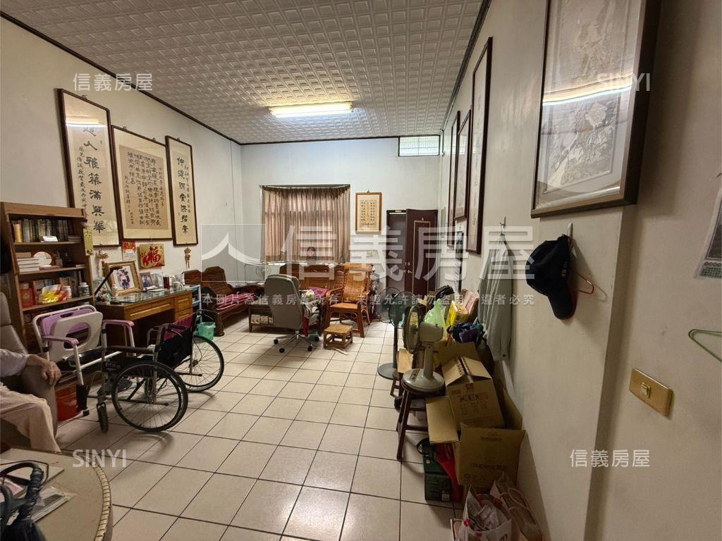 近車站大地坪好棒棒美透天房屋室內格局與周邊環境