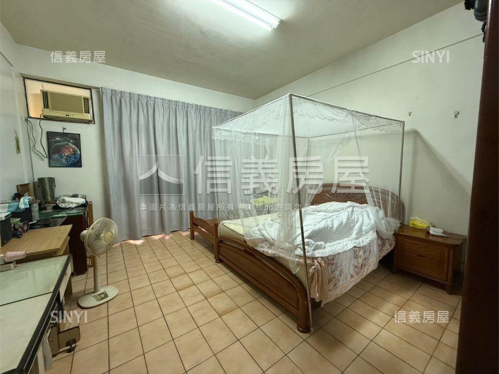 近車站大地坪好棒棒美透天房屋室內格局與周邊環境