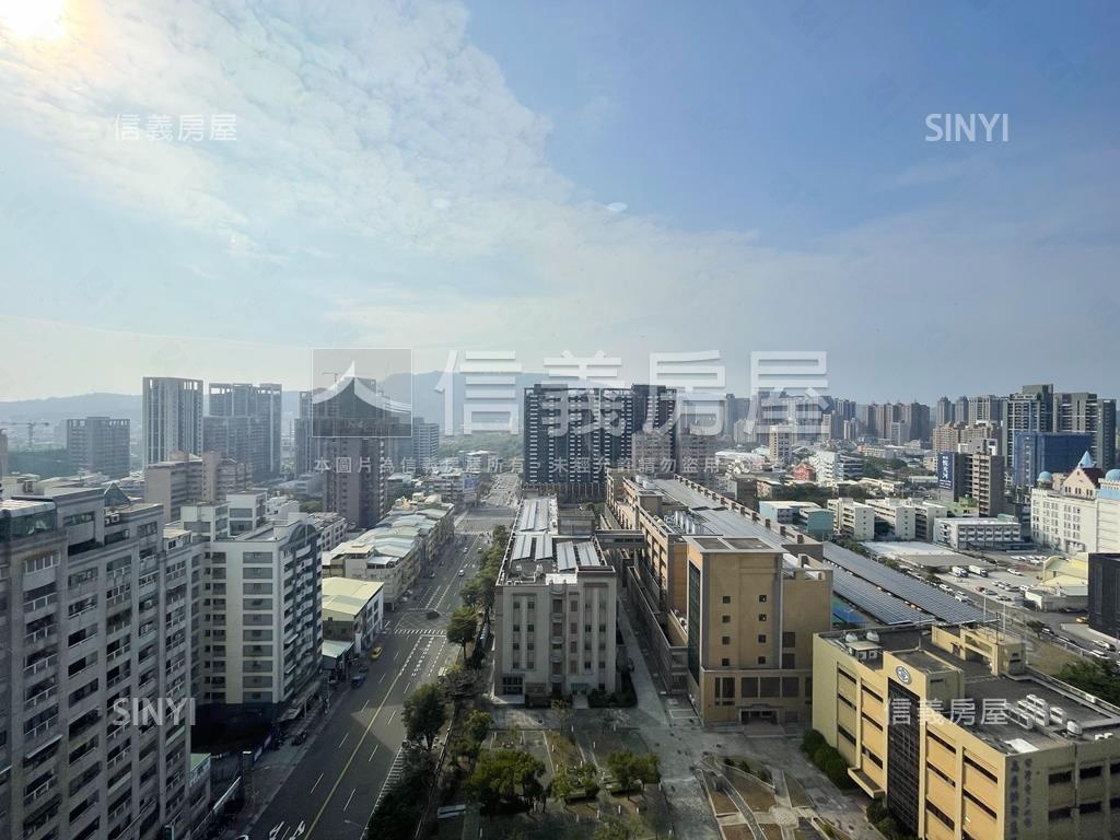 １８重奏高樓景觀三房平車房屋室內格局與周邊環境