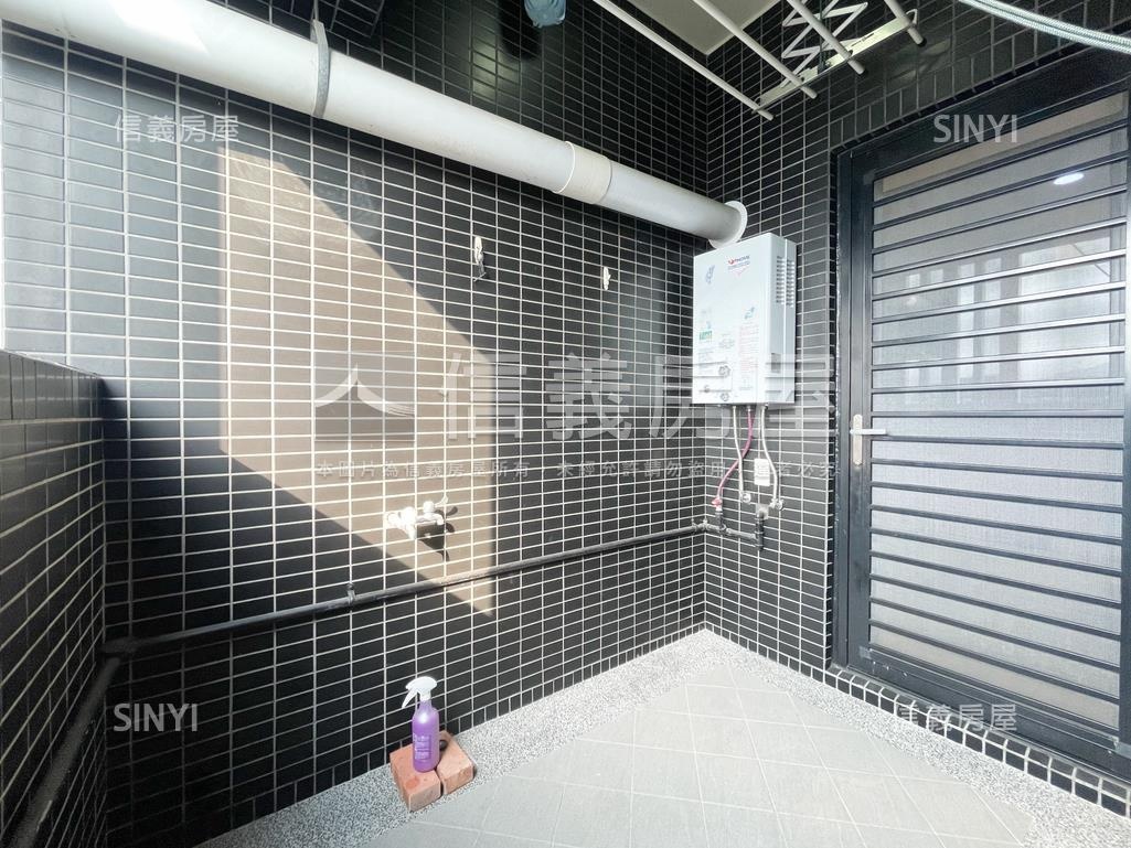 １８重奏高樓景觀三房平車房屋室內格局與周邊環境