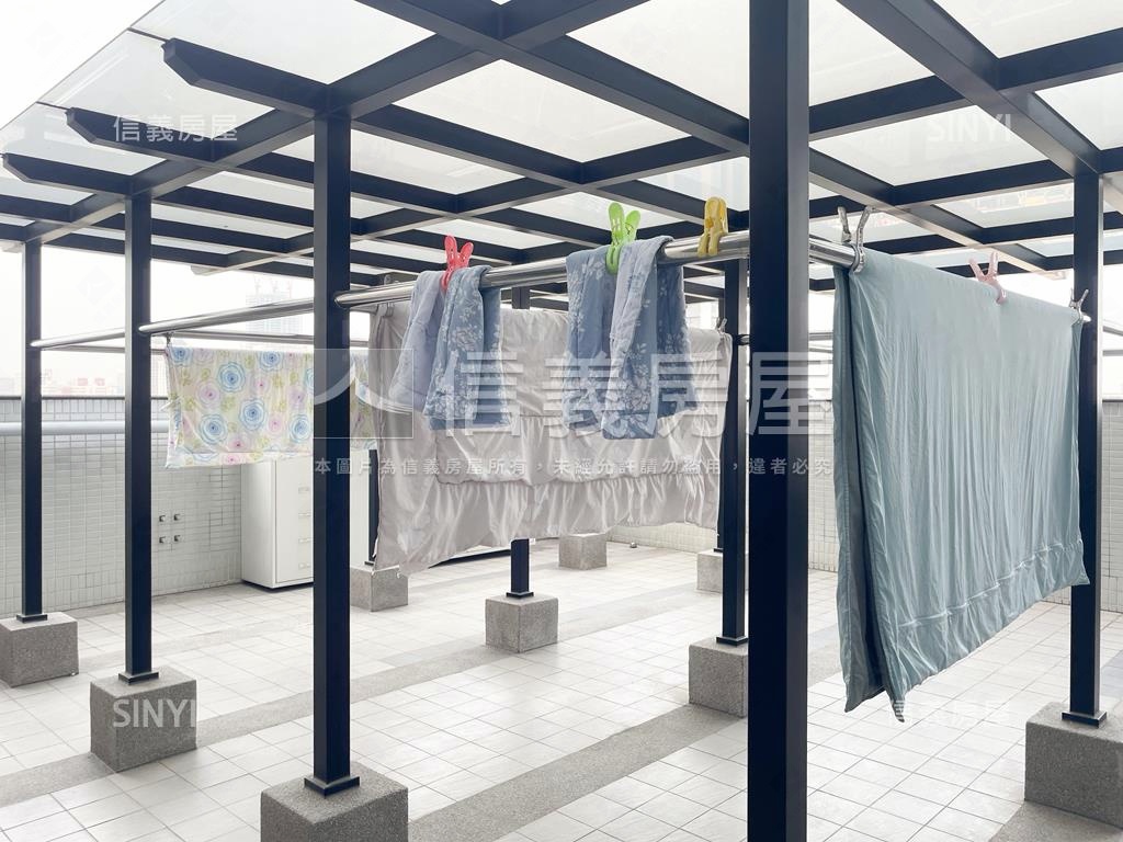 １８重奏高樓景觀三房平車房屋室內格局與周邊環境