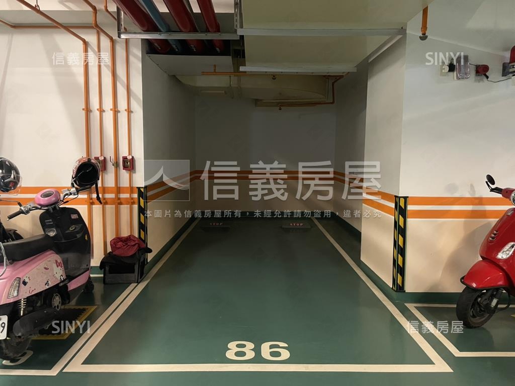 １８重奏高樓景觀三房平車房屋室內格局與周邊環境