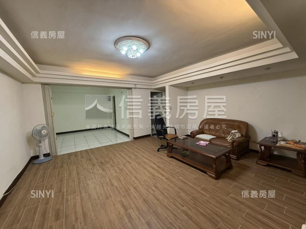 嘉興公園邊間華廈房屋室內格局與周邊環境