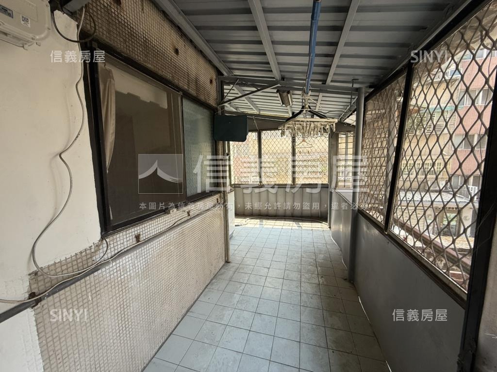嘉興公園邊間華廈房屋室內格局與周邊環境