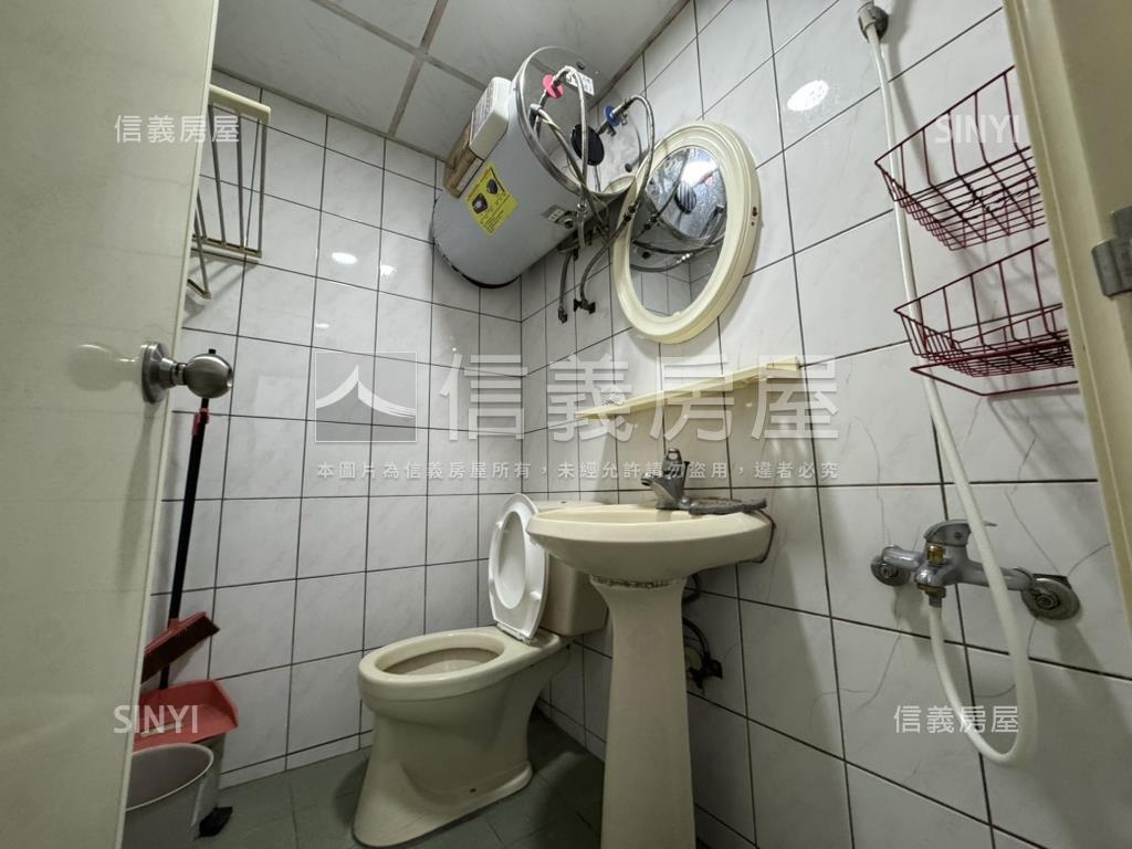 中原稀有收租四套房房屋室內格局與周邊環境