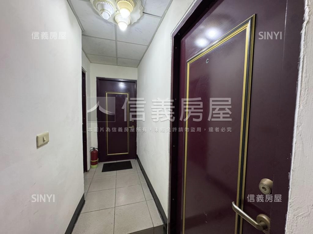 中原稀有收租四套房房屋室內格局與周邊環境