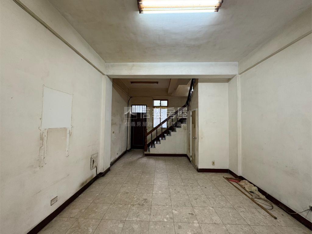 正埔陽街臨路騎樓透天房屋室內格局與周邊環境