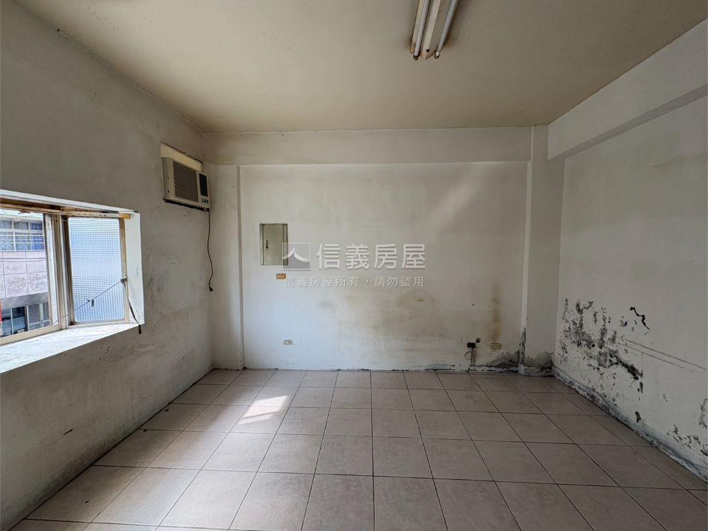 正埔陽街臨路騎樓透天房屋室內格局與周邊環境