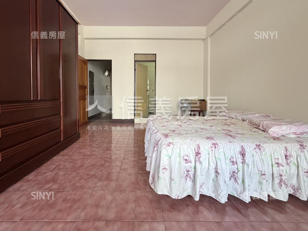 崇明學區採光棒棒傳統透天房屋室內格局與周邊環境